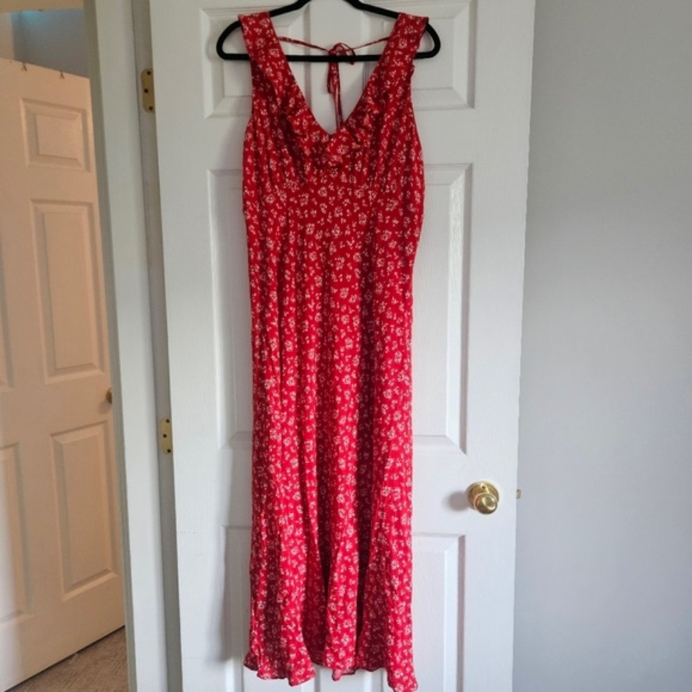 Ever New Red Floral Maxi Dress with Tie Back